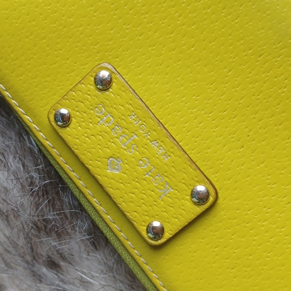 Kate Spade wallet - Picture 2 of 16